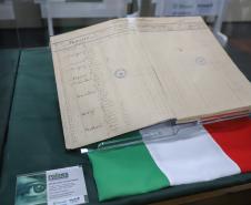 Raízes: jornada dos imigrantes é retratada em exposição no Arquivo Público do Paraná